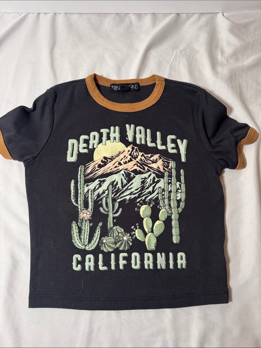 Cropped Death Valley California Graphic Tee - XS